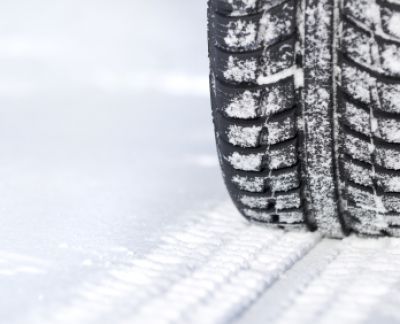 Intampina iarna pregatit: schimb de anvelope si echilibrare pentru autoturisme la Krommax